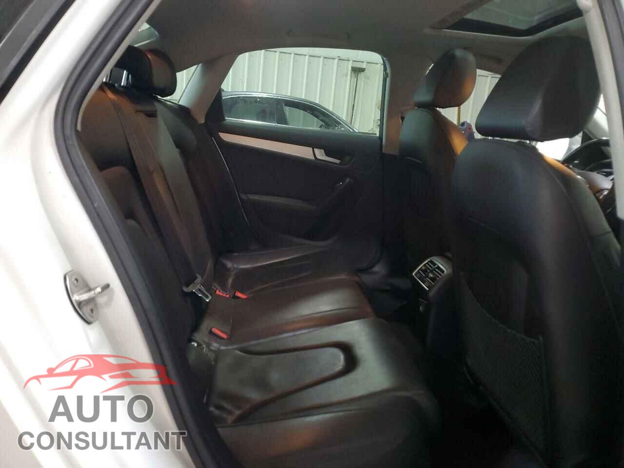 AUDI A4 2013 - WAUFFAFL8DN038341