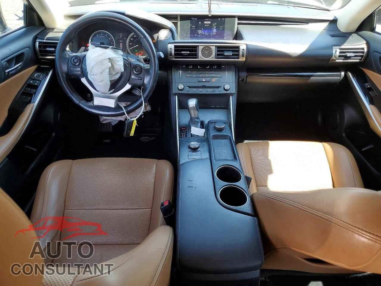 LEXUS IS 2016 - JTHBA1D21G5015979