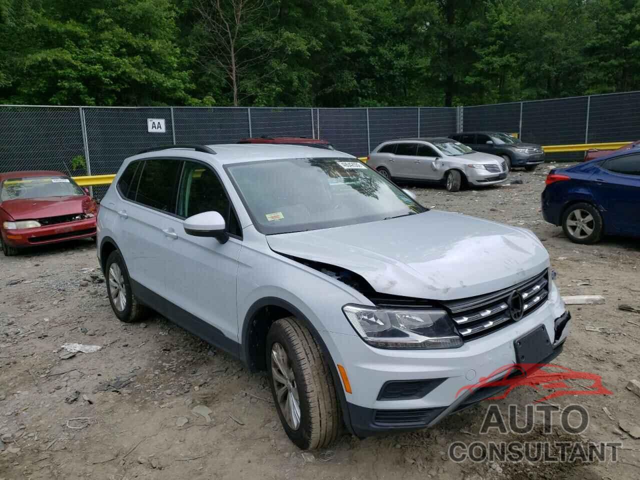 VOLKSWAGEN TIGUAN 2019 - 3VV0B7AX4KM053915