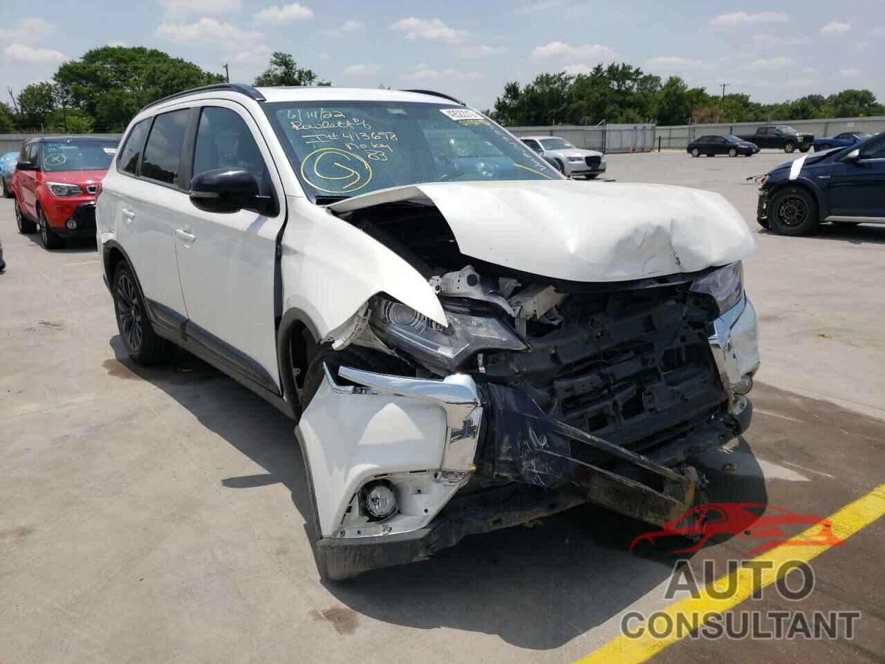 MITSUBISHI OUTLANDER 2018 - JA4AD3A30JZ019240