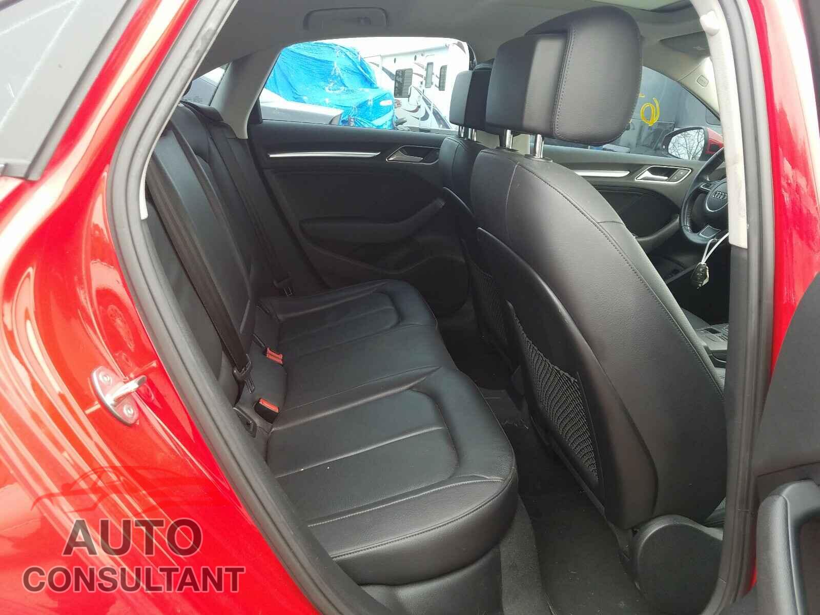 AUDI A3 2015 - WAUEFGFF8F1012129