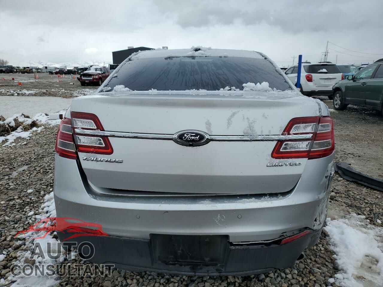 FORD TAURUS 2016 - 1FAHP2F82GG102995
