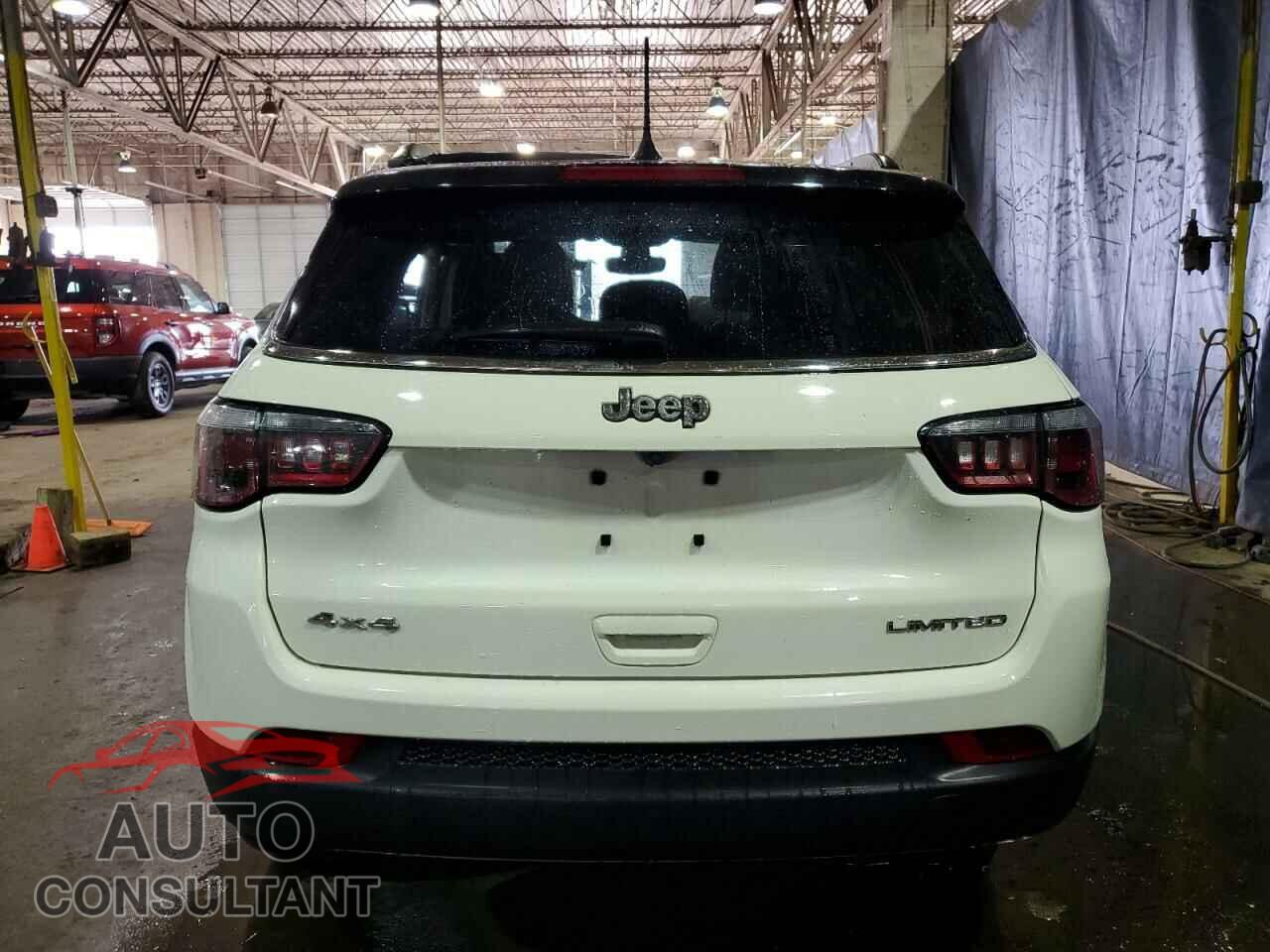 JEEP COMPASS 2018 - 3C4NJDCB1JT283259