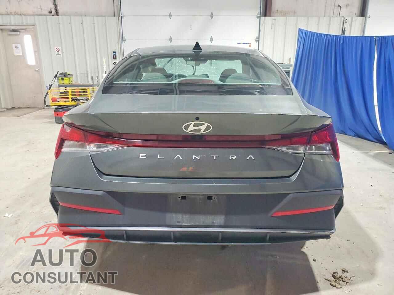 HYUNDAI ELANTRA 2024 - KMHLM4DGXRU683035