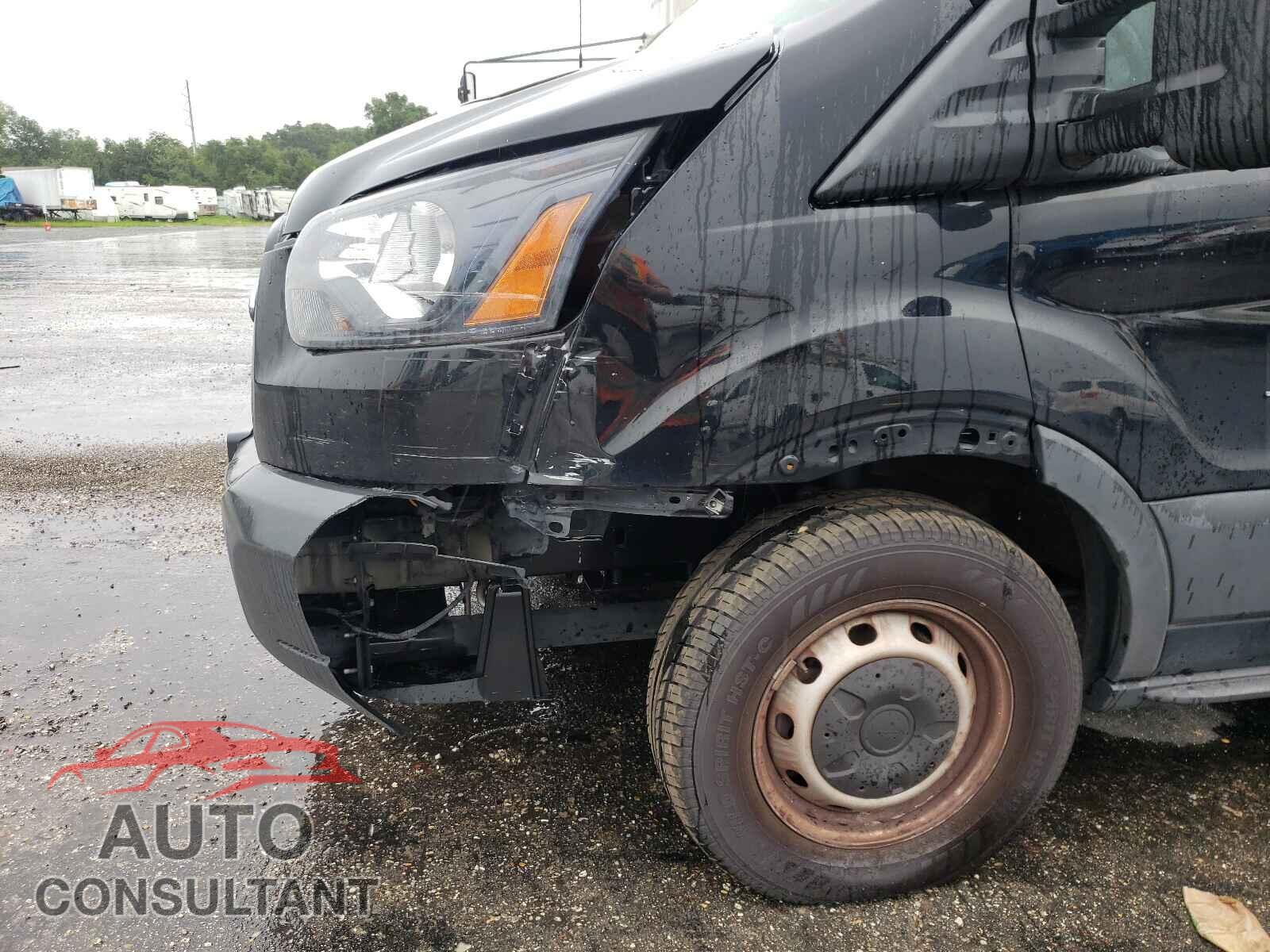 FORD TRANSIT CO 2018 - 1FDYR7ZM3JKB10971