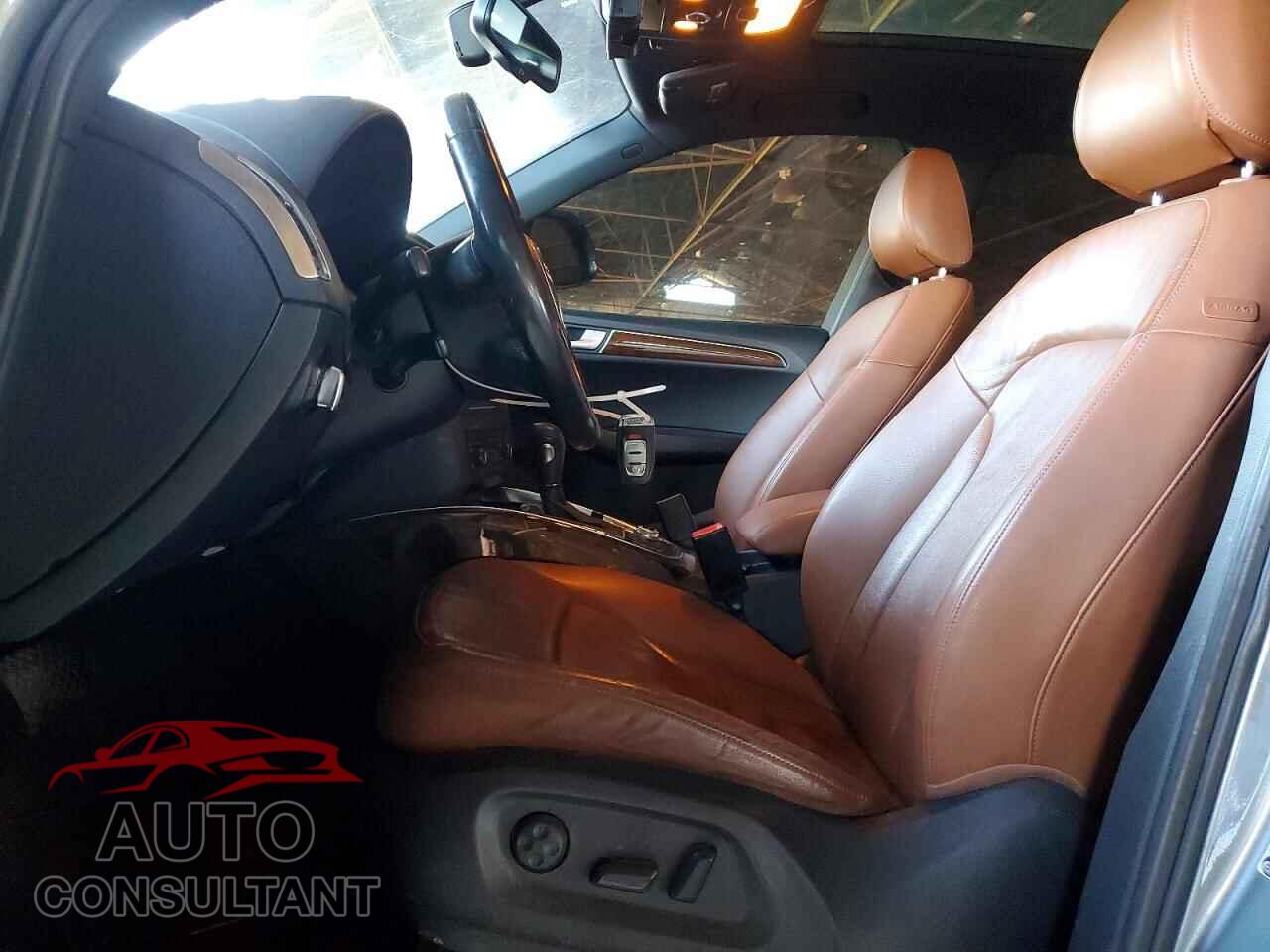 AUDI Q5 2011 - WA1LFAFP0BA111435