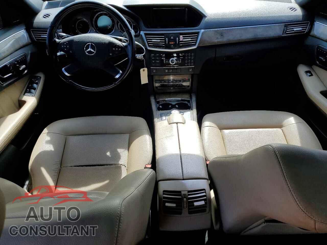 MERCEDES-BENZ E-CLASS 2010 - WDDHF8HB3AA150949