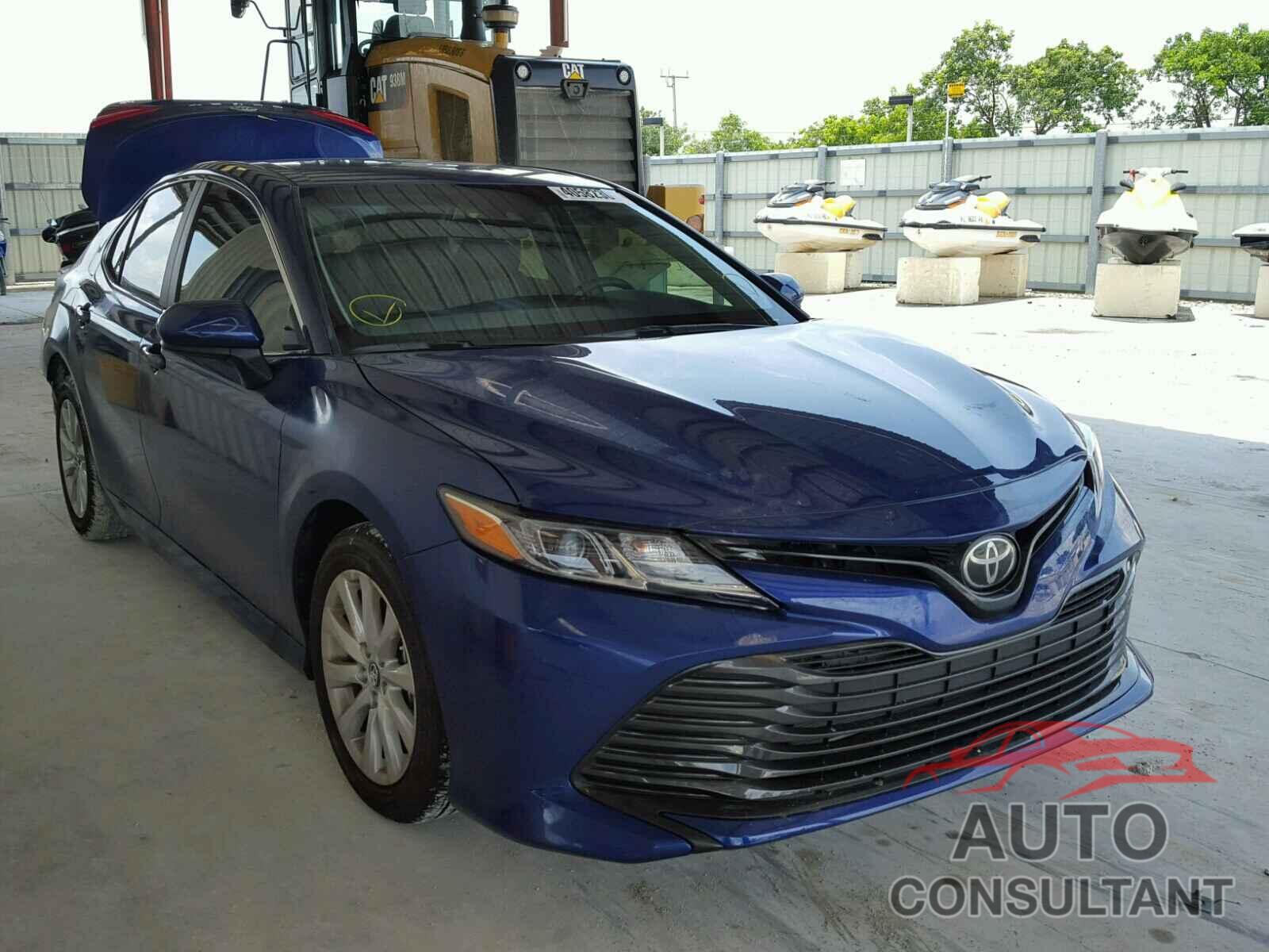 TOYOTA CAMRY 2018 - 4T1B11HK5JU598741