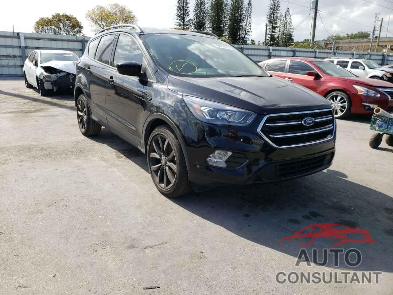 FORD ESCAPE 2019 - 1FMCU0GD3KUC20301