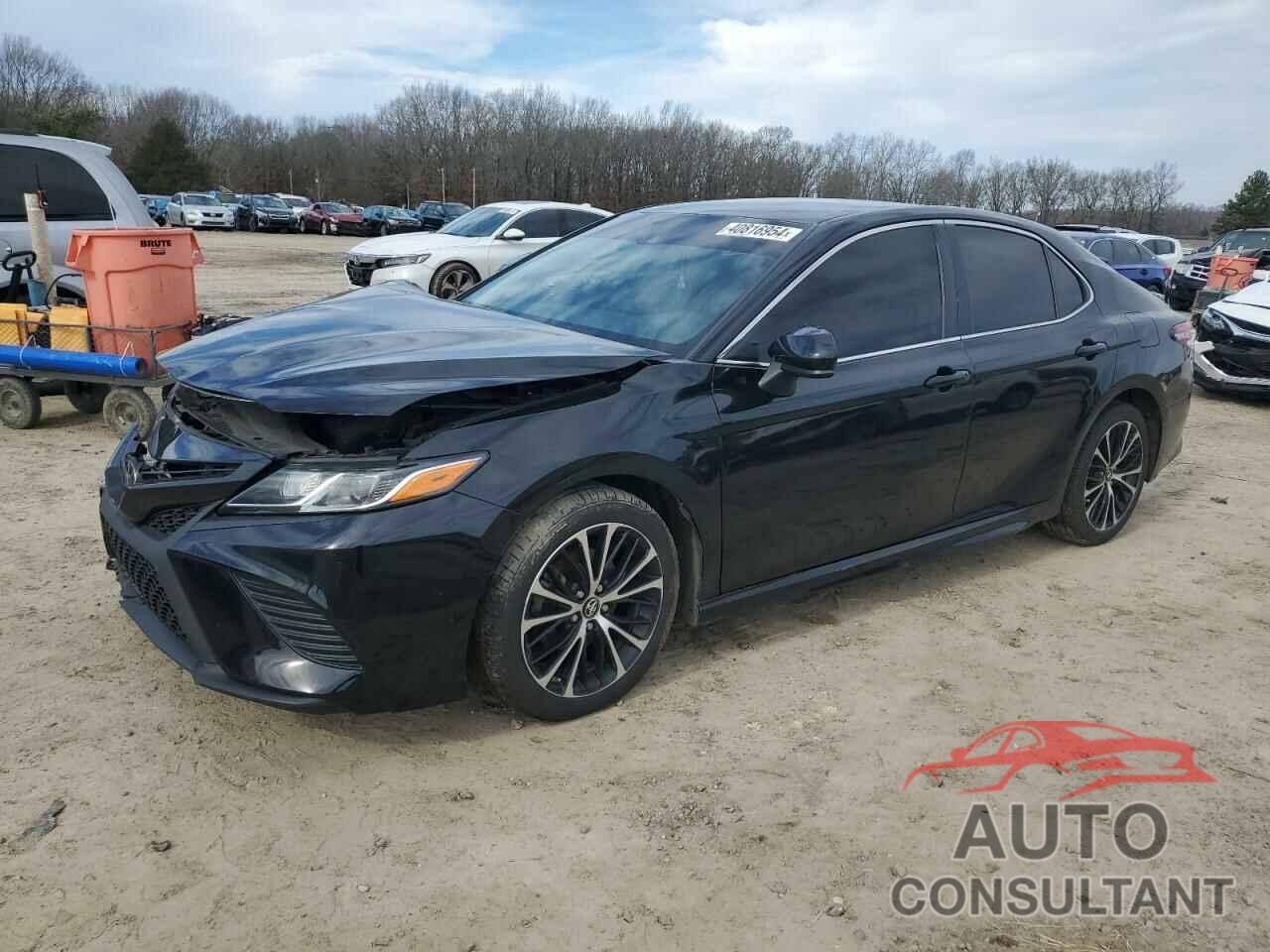 TOYOTA CAMRY 2018 - 4T1B11HK9JU545525