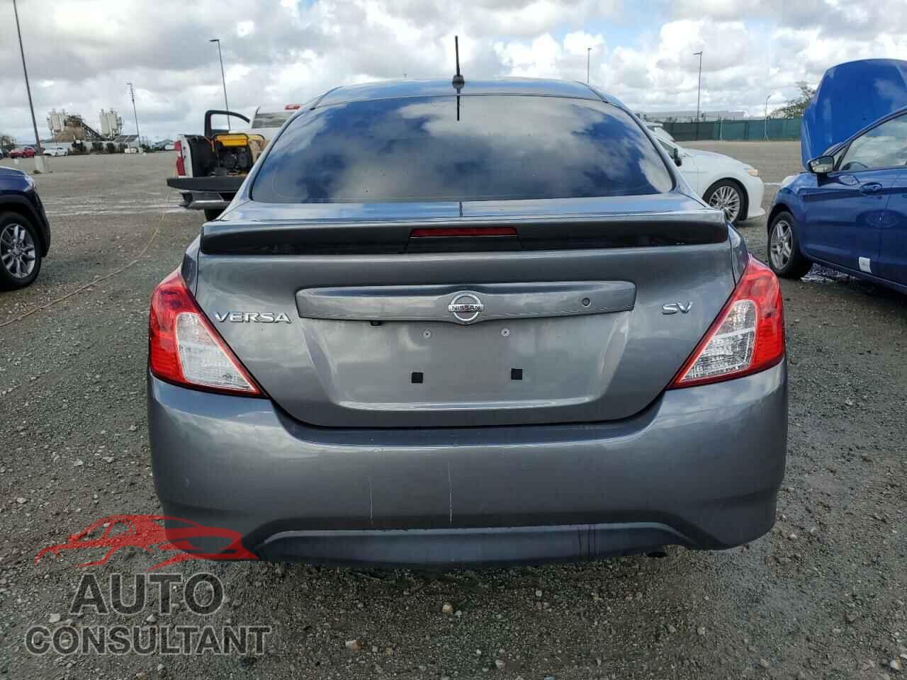 NISSAN VERSA 2019 - 3N1CN7AP3KL838373