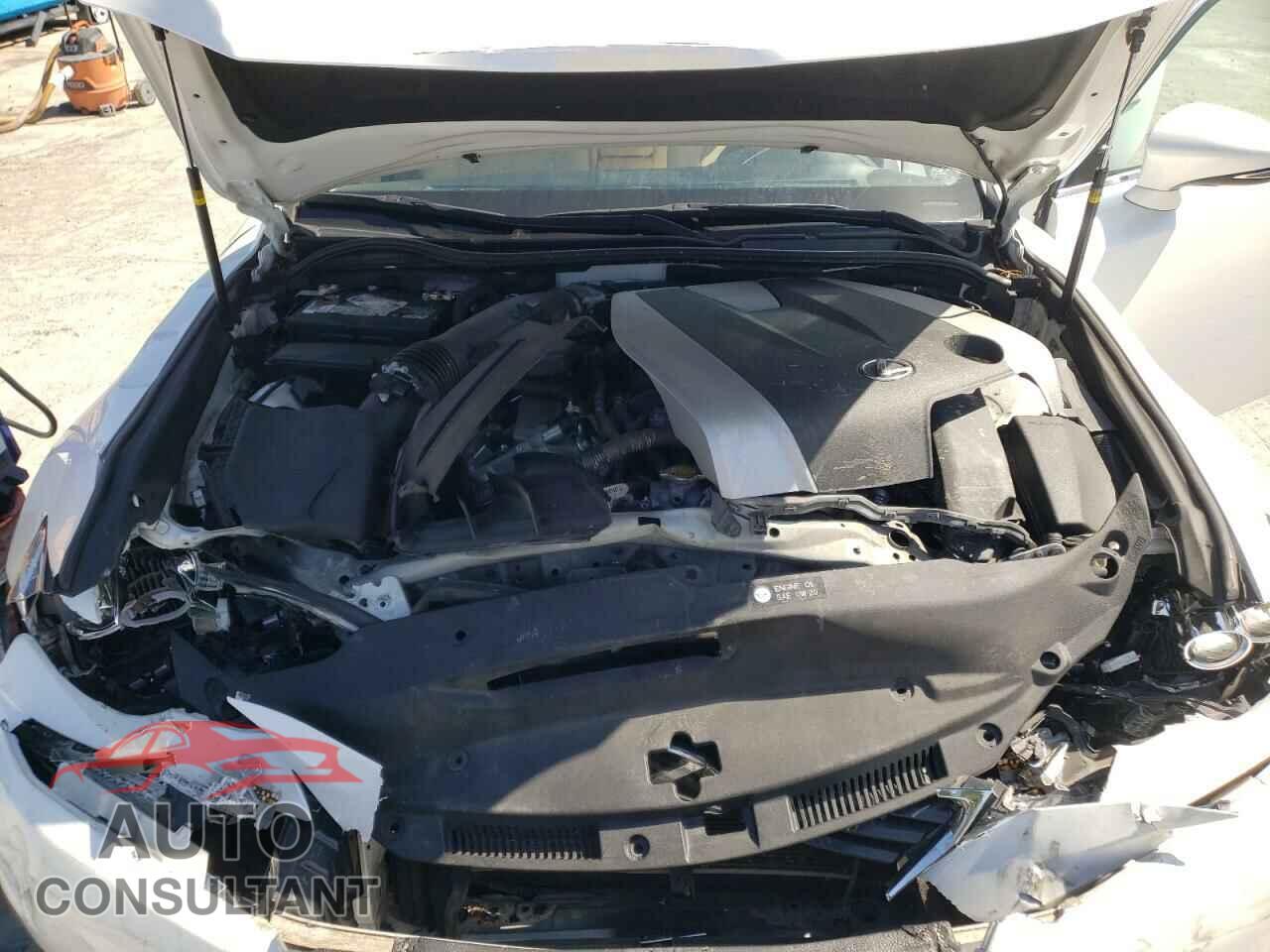 LEXUS IS 2016 - JTHCM1D20G5010722