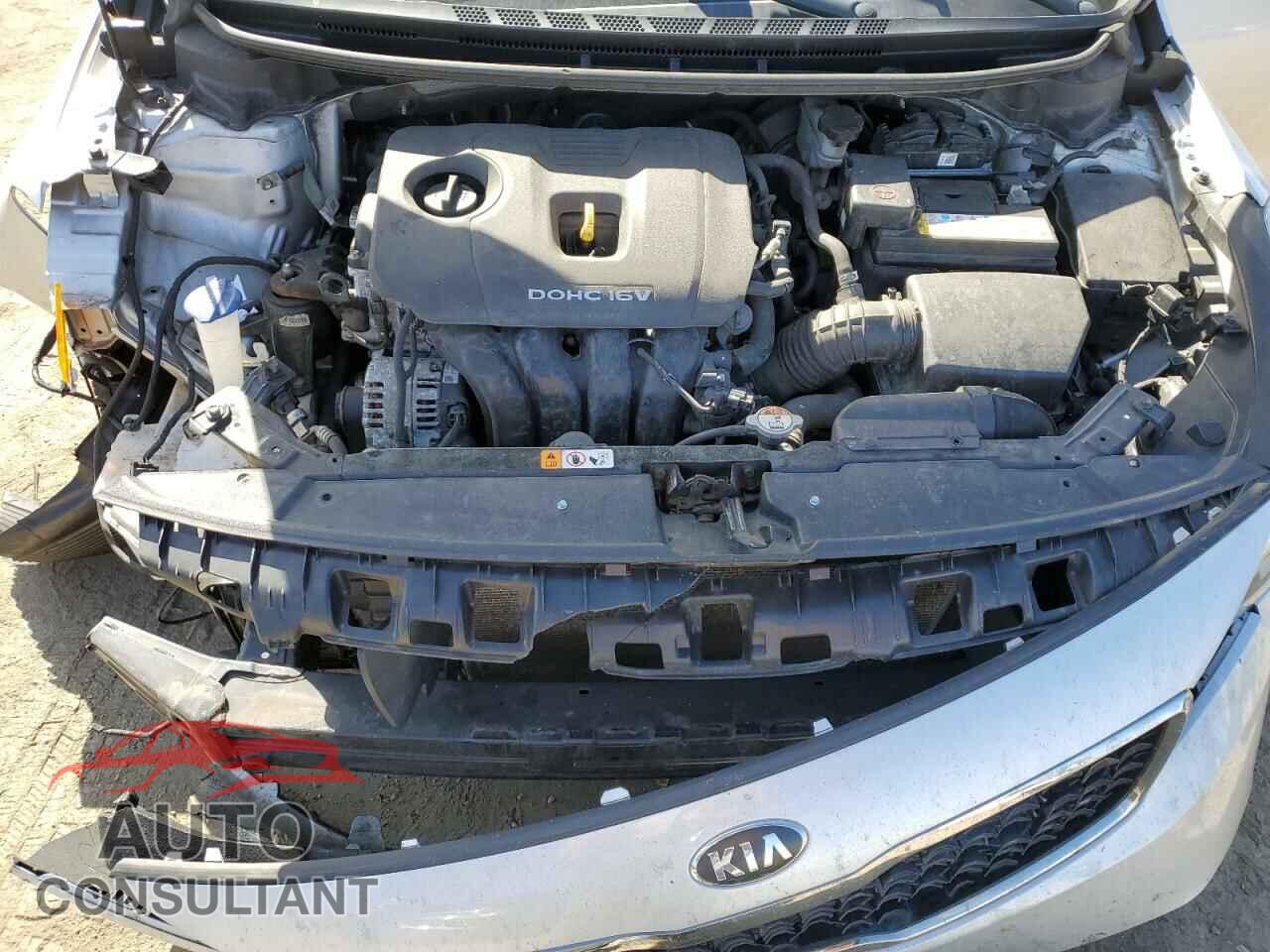 KIA FORTE 2017 - 3KPFK4A72HE098765