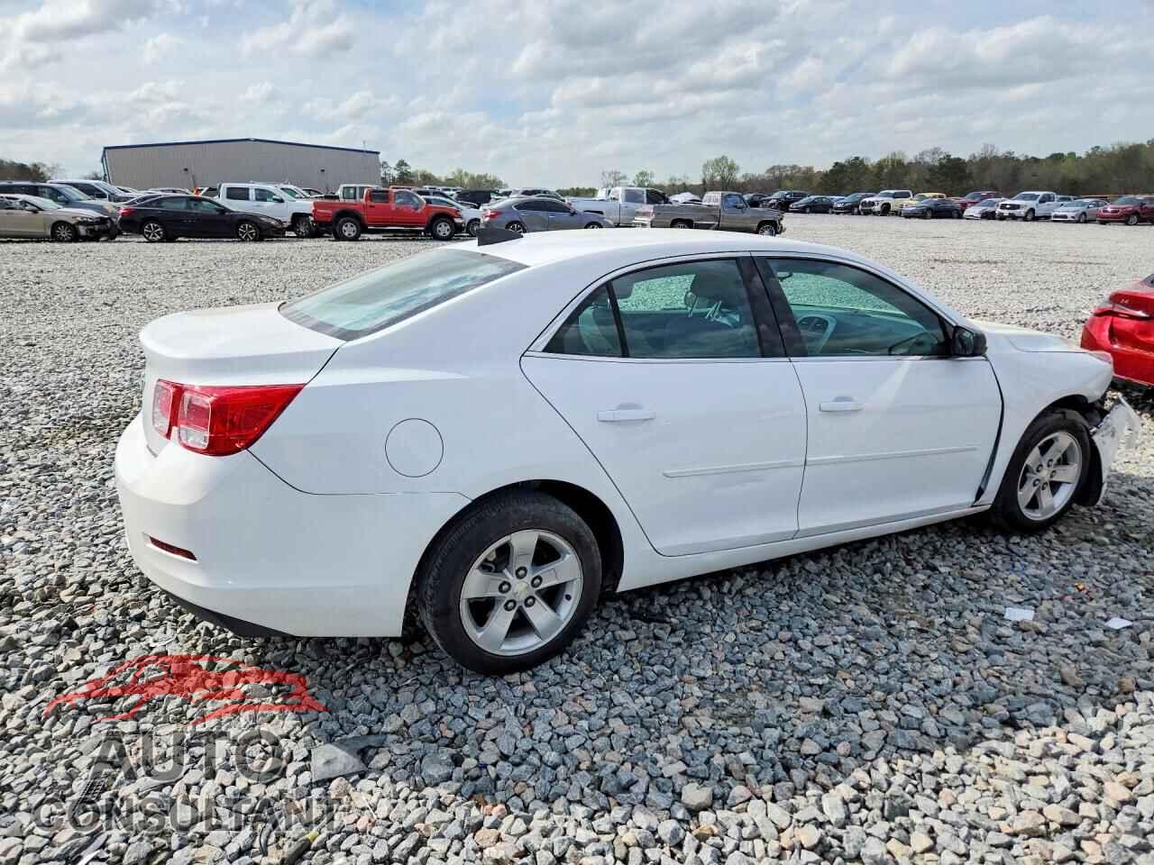 CHEVROLET MALIBU 2015 - 1G11B5SL7FF347312