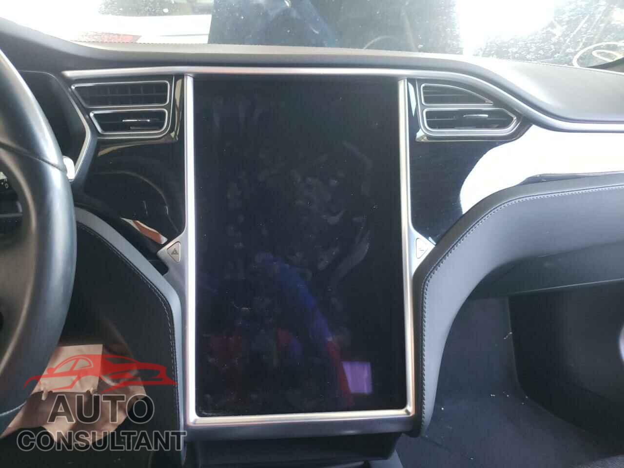 TESLA MODEL S 2017 - 5YJSA1E15HF233835