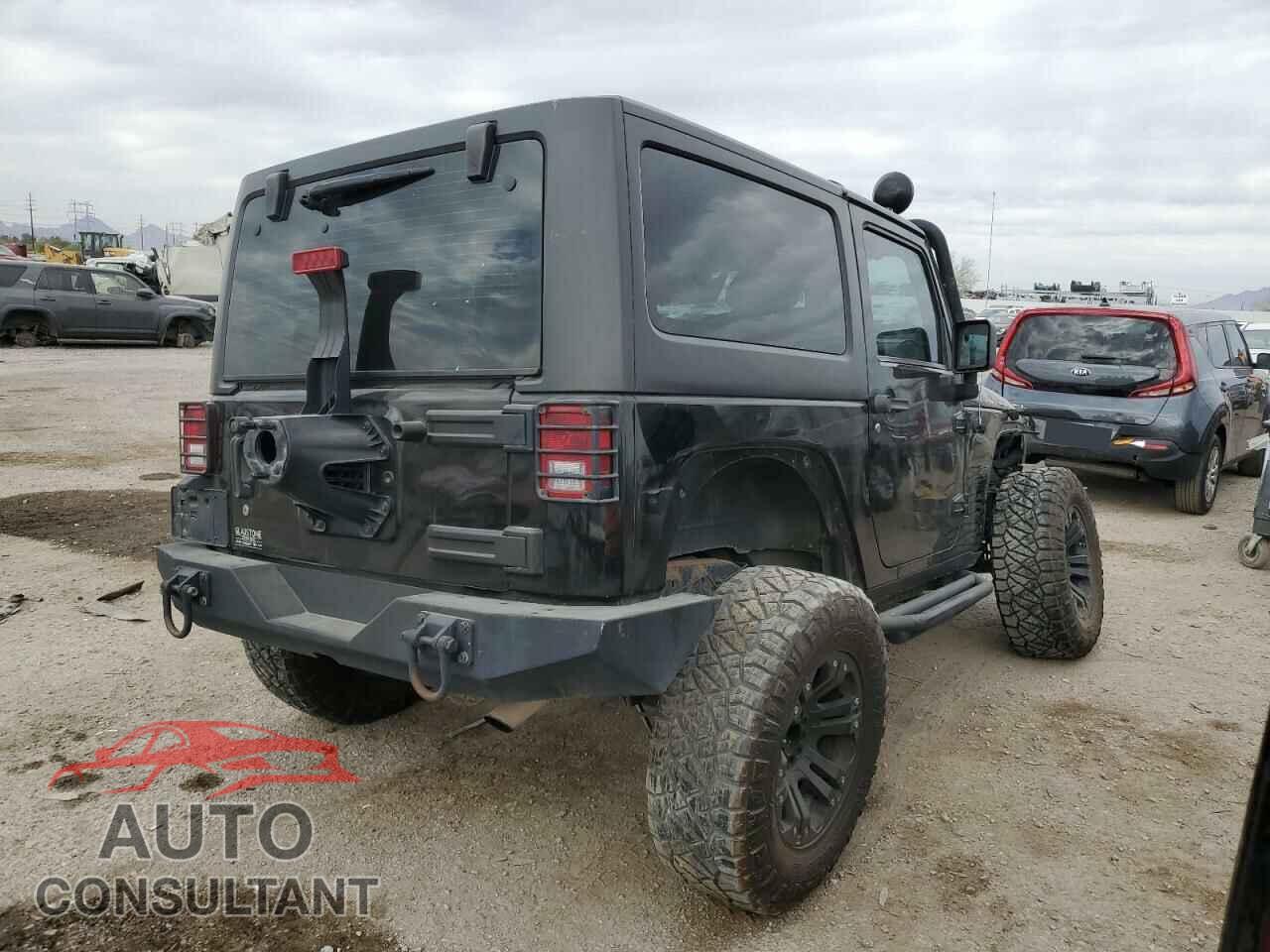 JEEP WRANGLER 2011 - 1J4AA2D15BL596332
