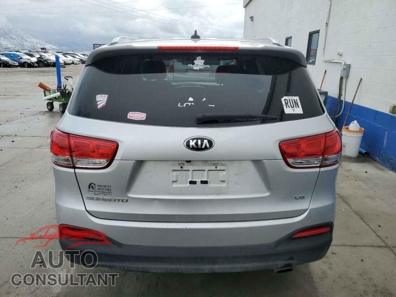 KIA SORENTO 2017 - 5XYPGDA50HG334935