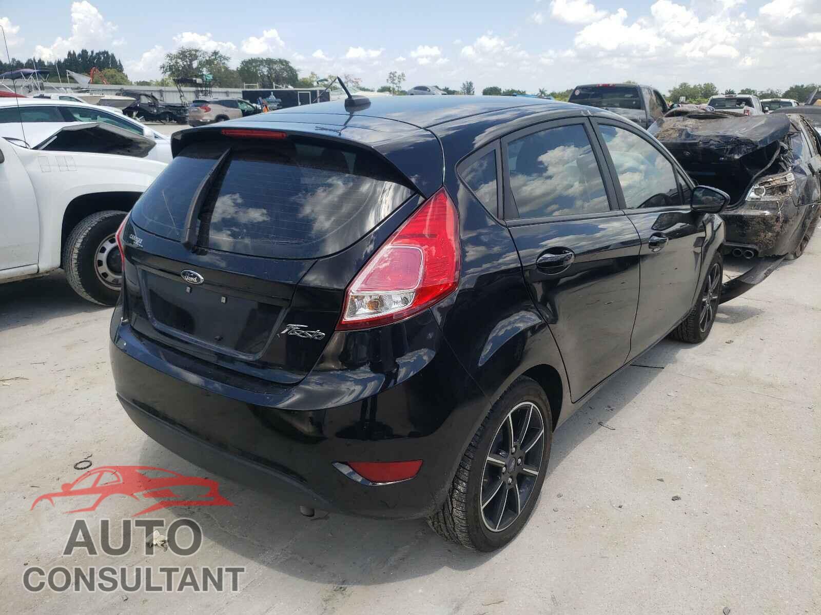 FORD FIESTA 2017 - 3FADP4EJ7HM147923