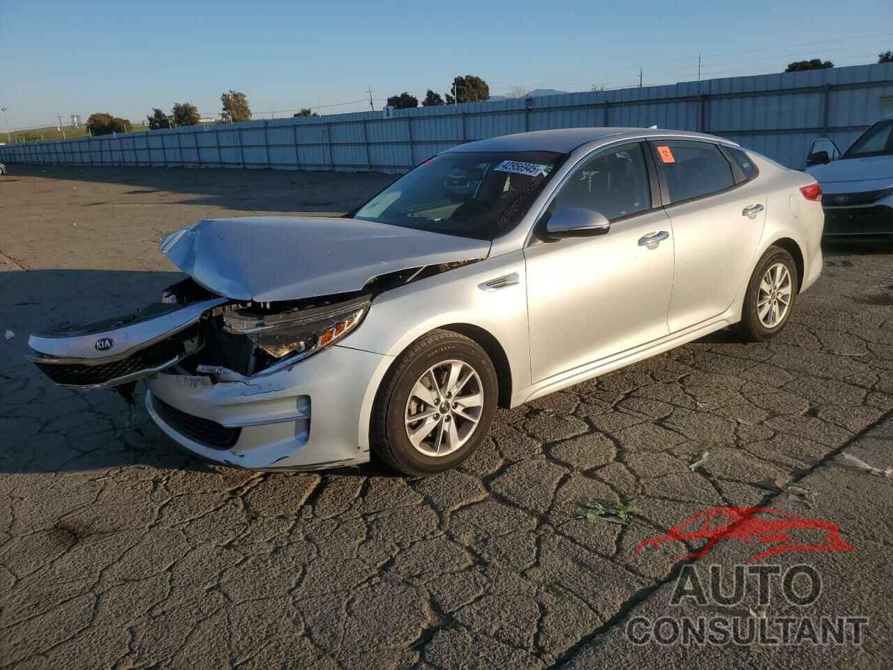 KIA OPTIMA 2018 - 5XXGT4L37JG216043