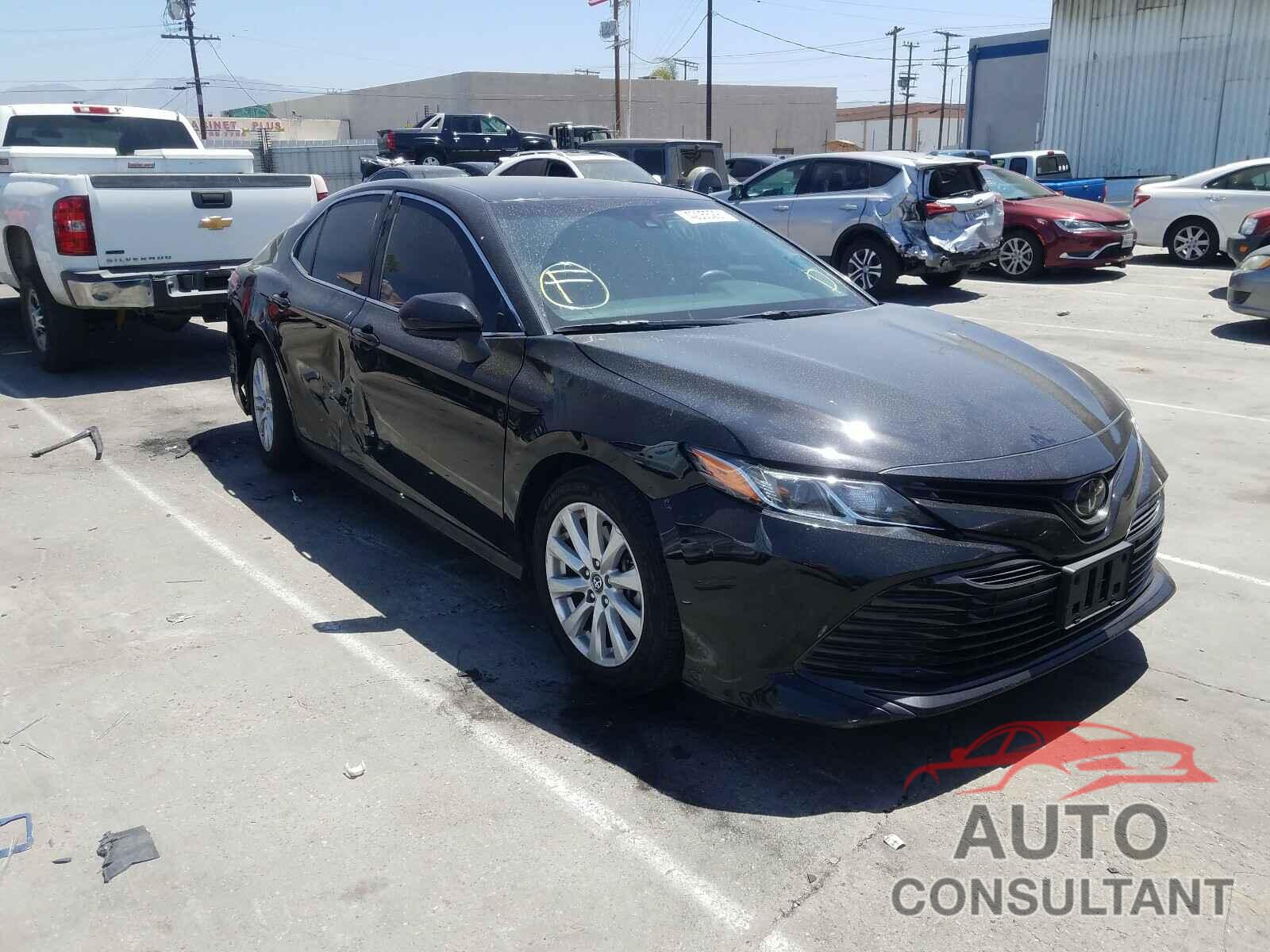 TOYOTA CAMRY 2018 - 4T1B11HKXJU069950