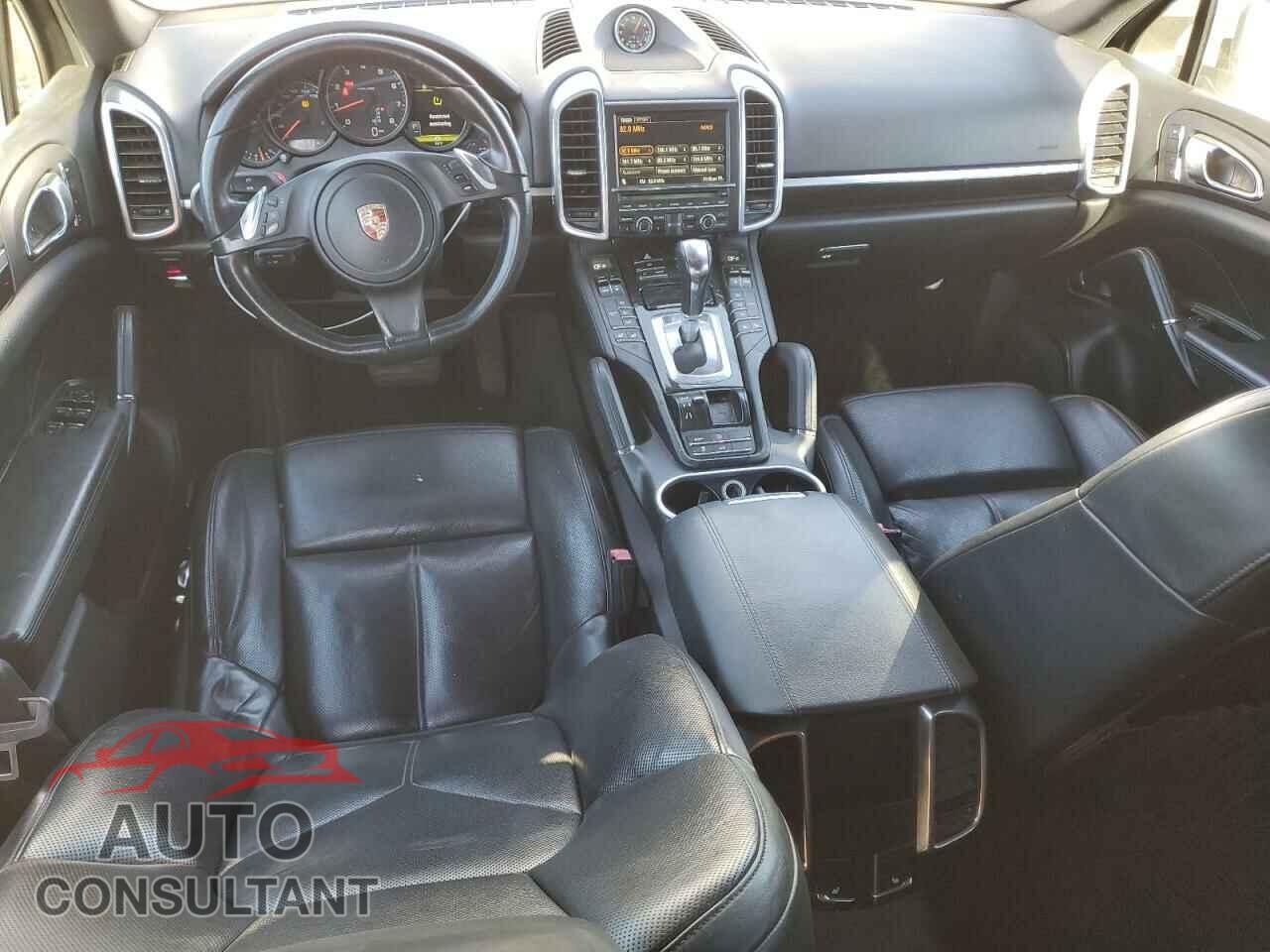 PORSCHE CAYENNE 2013 - WP1AA2A29DLA01034
