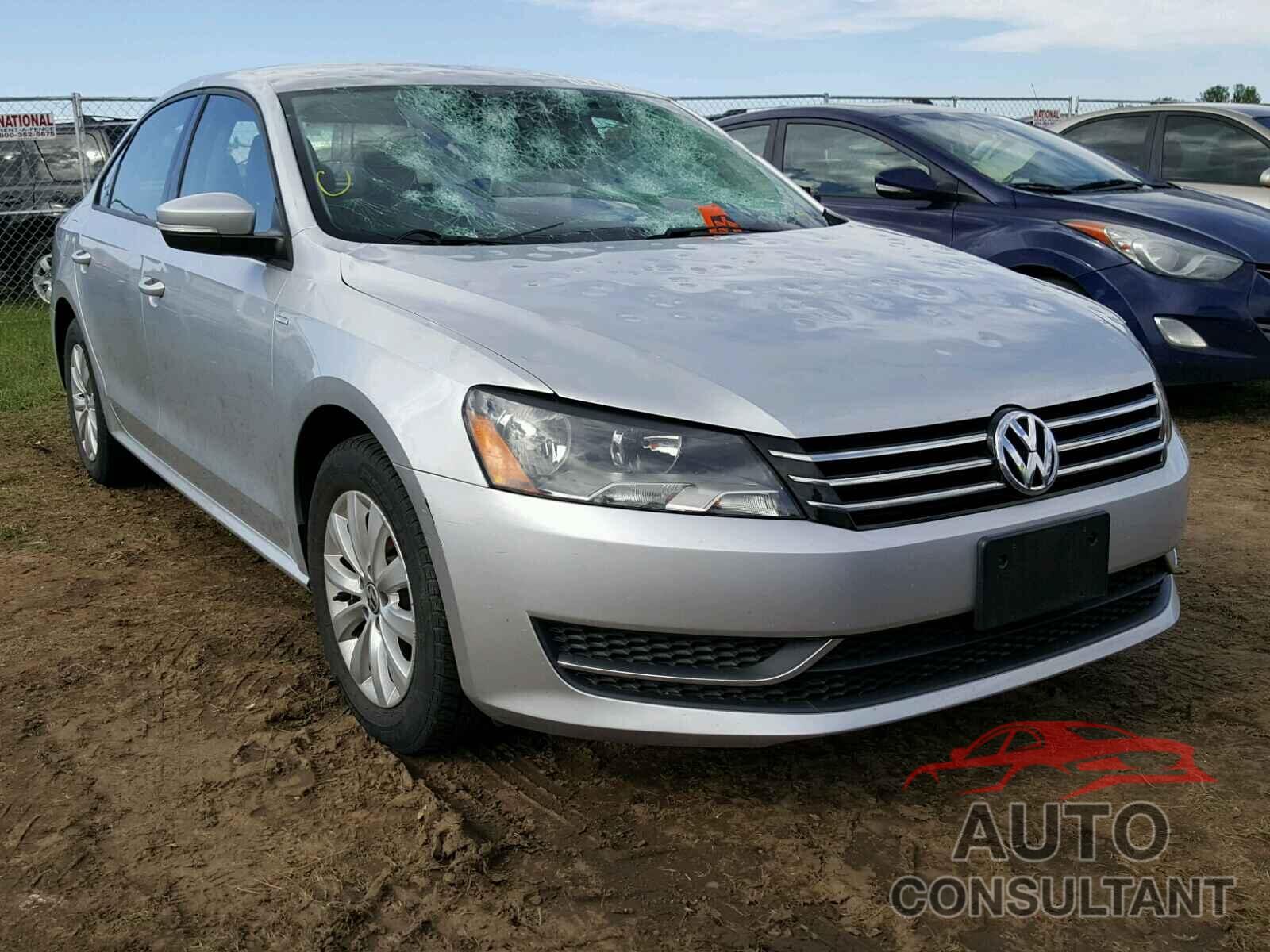 VOLKSWAGEN PASSAT 2015 - 1VWAT7A34FC080792