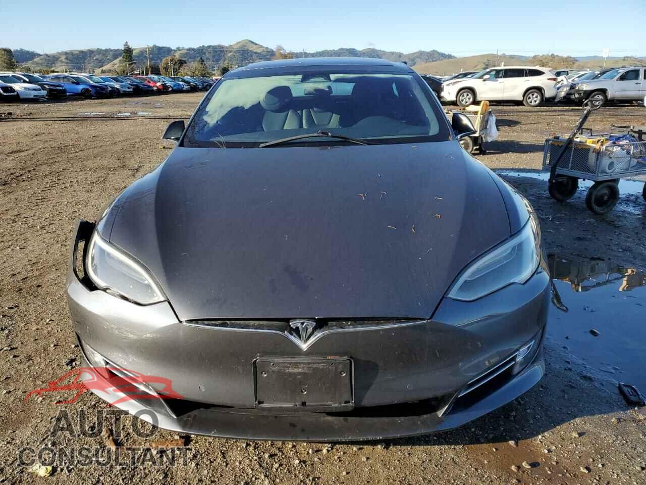 TESLA MODEL S 2017 - 5YJSA1E22HF217374