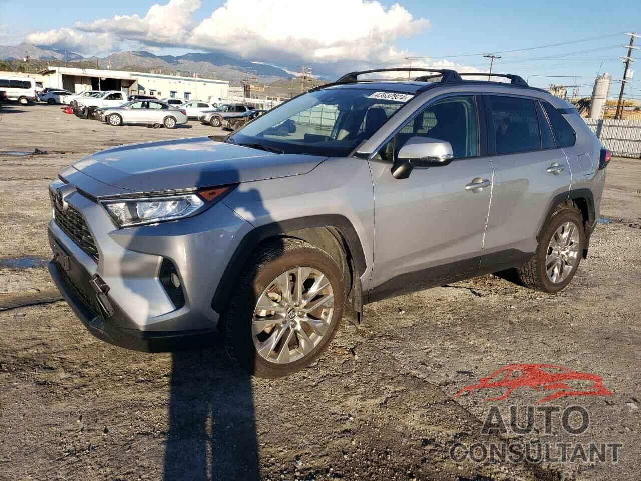 TOYOTA RAV4 2019 - JTMC1RFV3KD011569