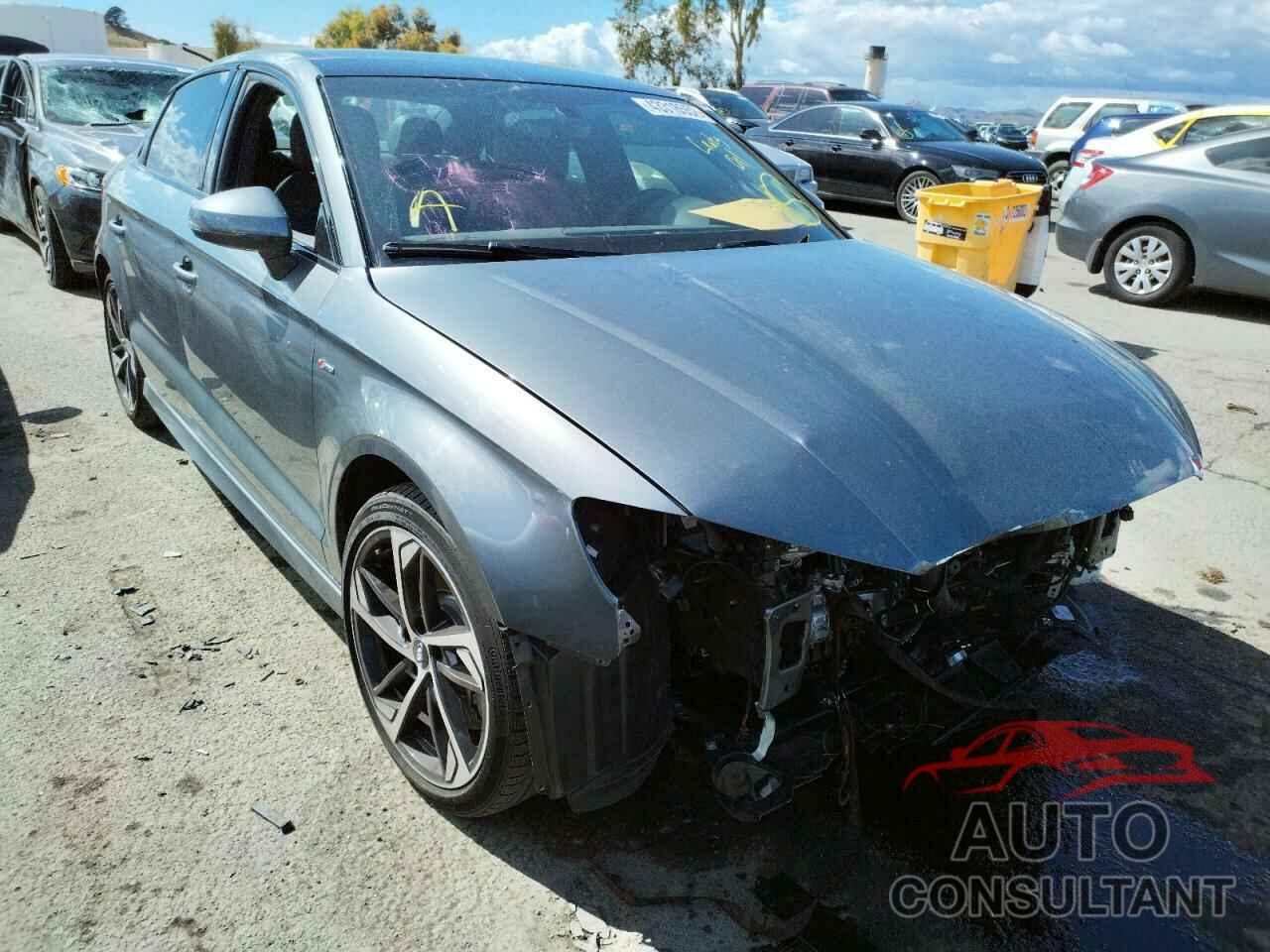 AUDI A3 2020 - WAUBEGFF3LA073258