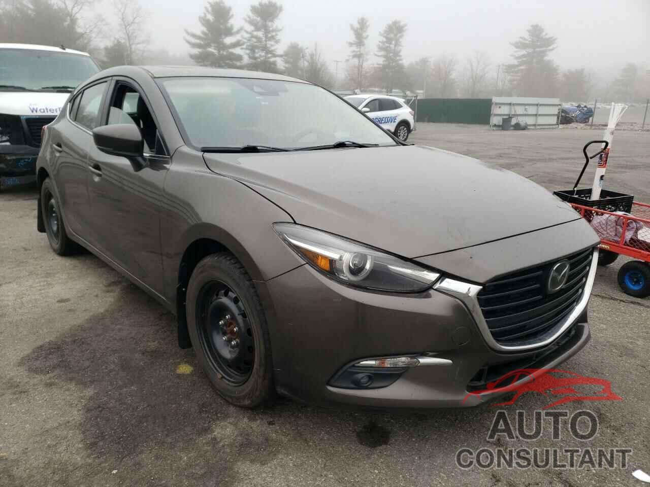 MAZDA 3 2018 - 3MZBN1M33JM170420