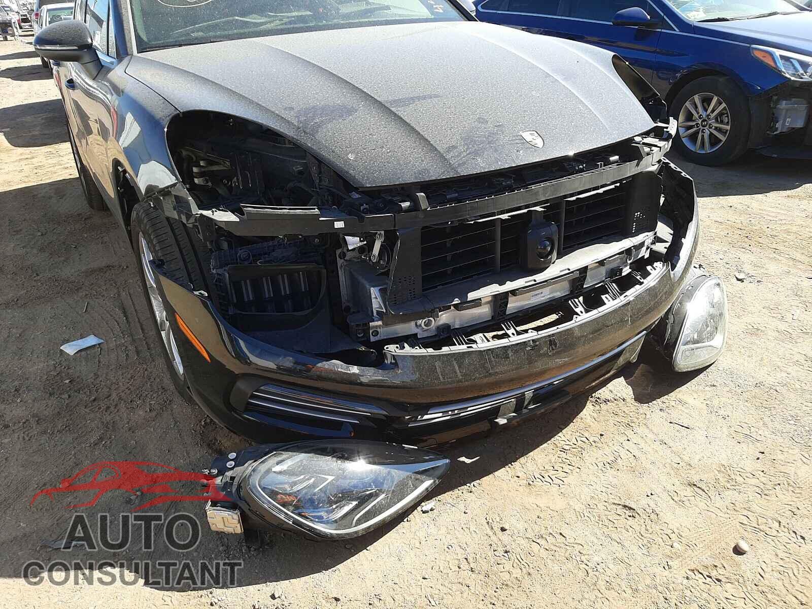 PORSCHE CAYENNE 2019 - WP1AA2AY7KDA08947