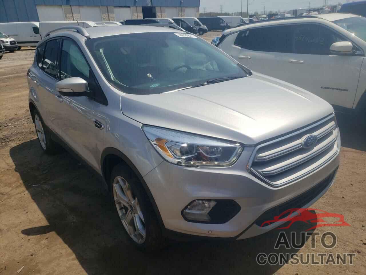 FORD ESCAPE 2018 - 1FMCU9J92JUA21604