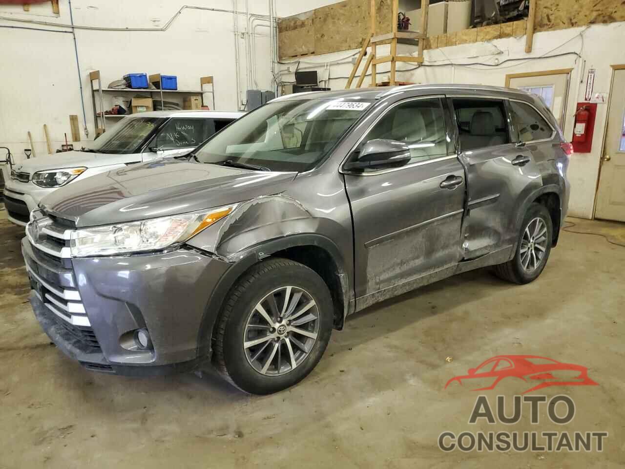 TOYOTA HIGHLANDER 2017 - 5TDJZRFH7HS455982