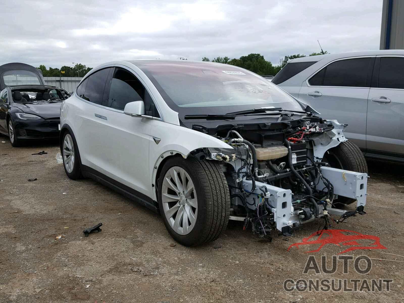 TESLA MODEL X 2017 - 5YJXCBE28HF040514