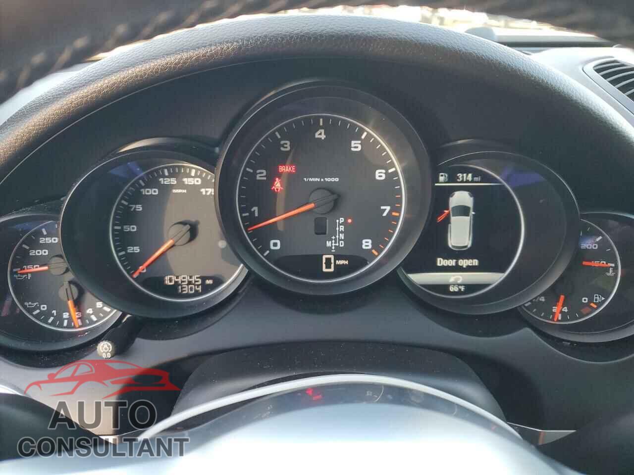 PORSCHE CAYENNE 2017 - WP1AA2A24HKA85758