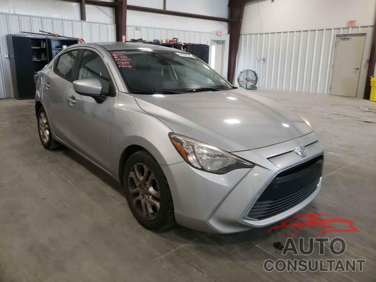 TOYOTA YARIS 2017 - 3MYDLBYV6HY192774