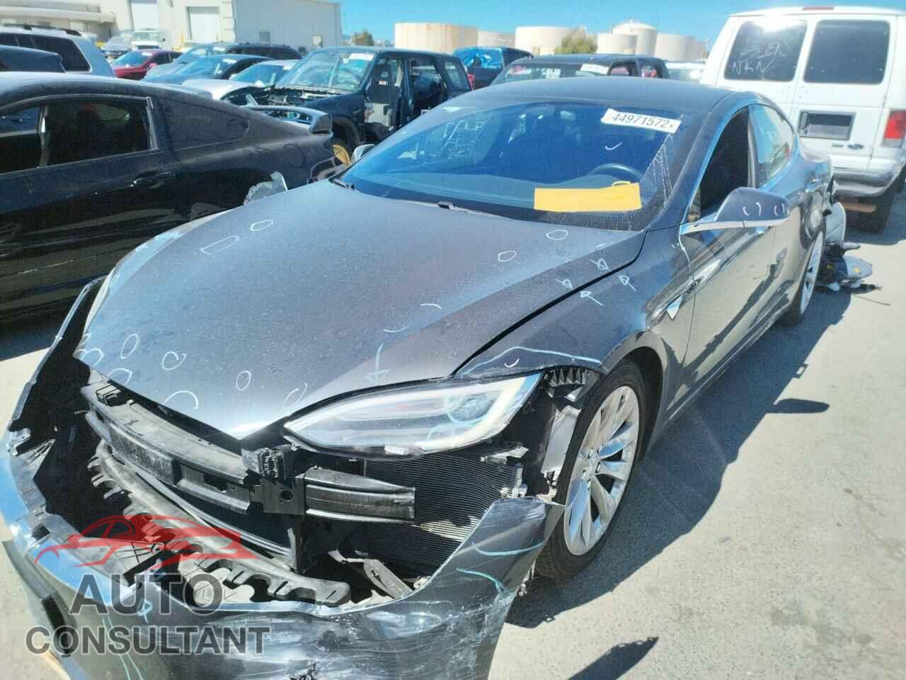 TESLA MODEL S 2017 - 5YJSA1E15HF215335