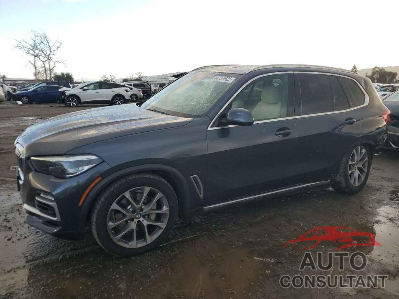 BMW X5 2021 - 5UXCR6C05M9H60056