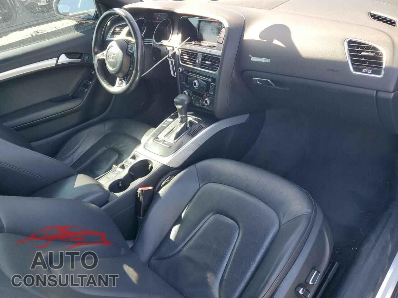 AUDI A5 2013 - WAUCFAFH4DN008039