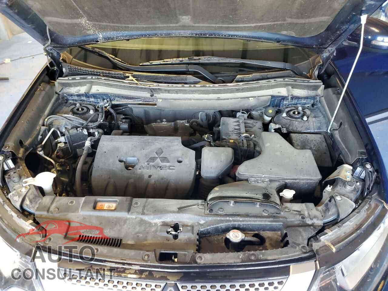MITSUBISHI OUTLANDER 2020 - JA4AZ3A37LZ037531