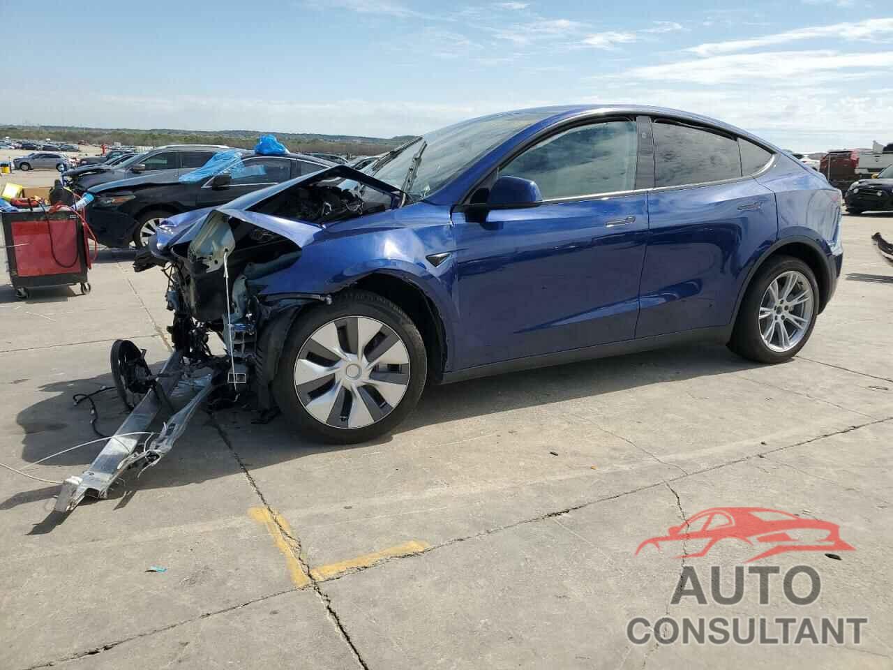 TESLA MODEL Y 2024 - 7SAYGDEE4RA226566