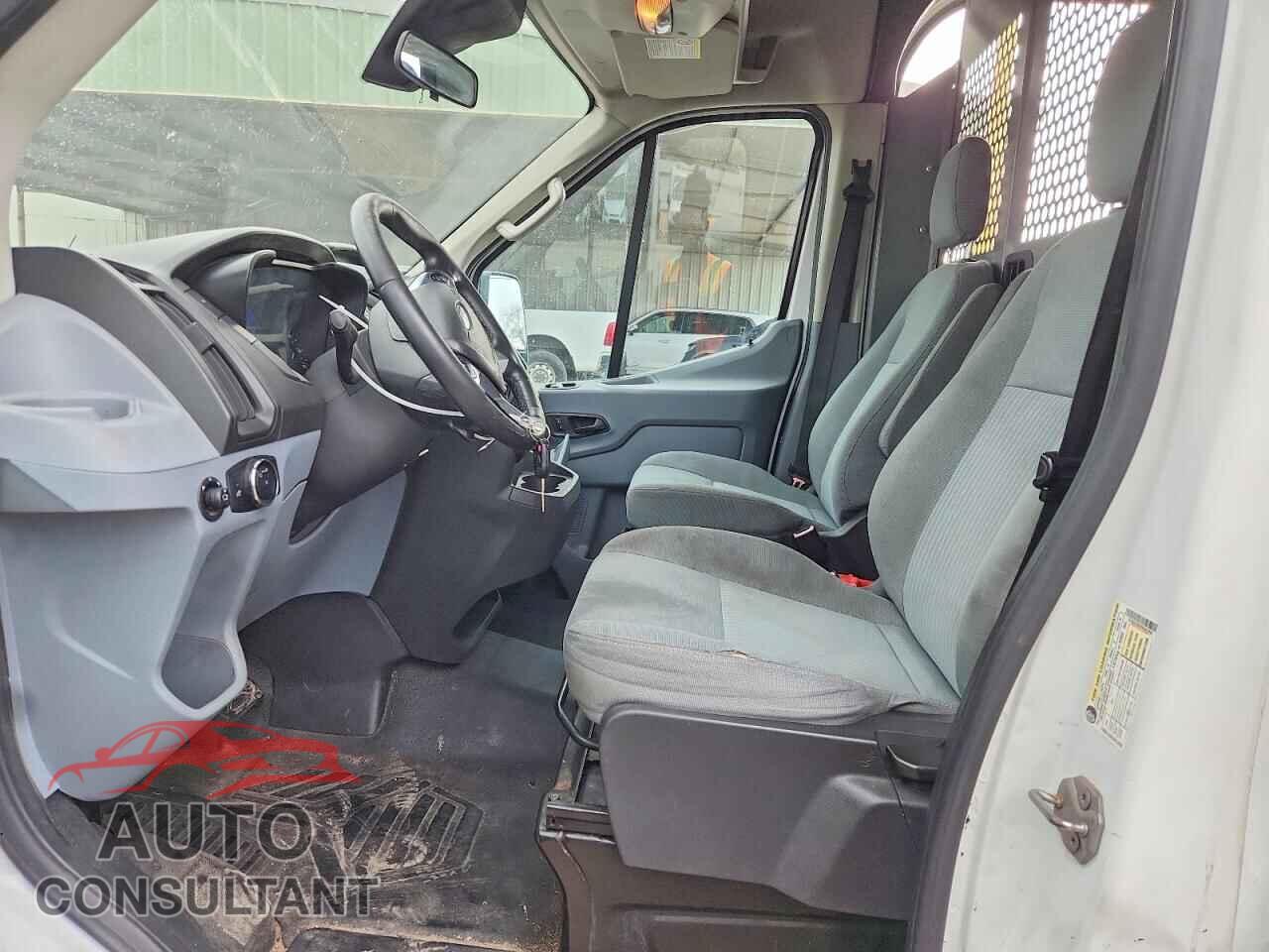 FORD TRANSIT 2015 - 1FTNE2CM3FKA01948