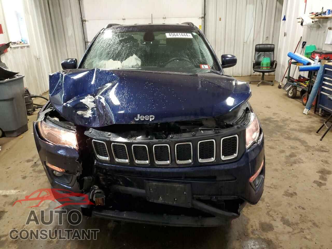 JEEP COMPASS 2018 - 3C4NJDBB7JT262191