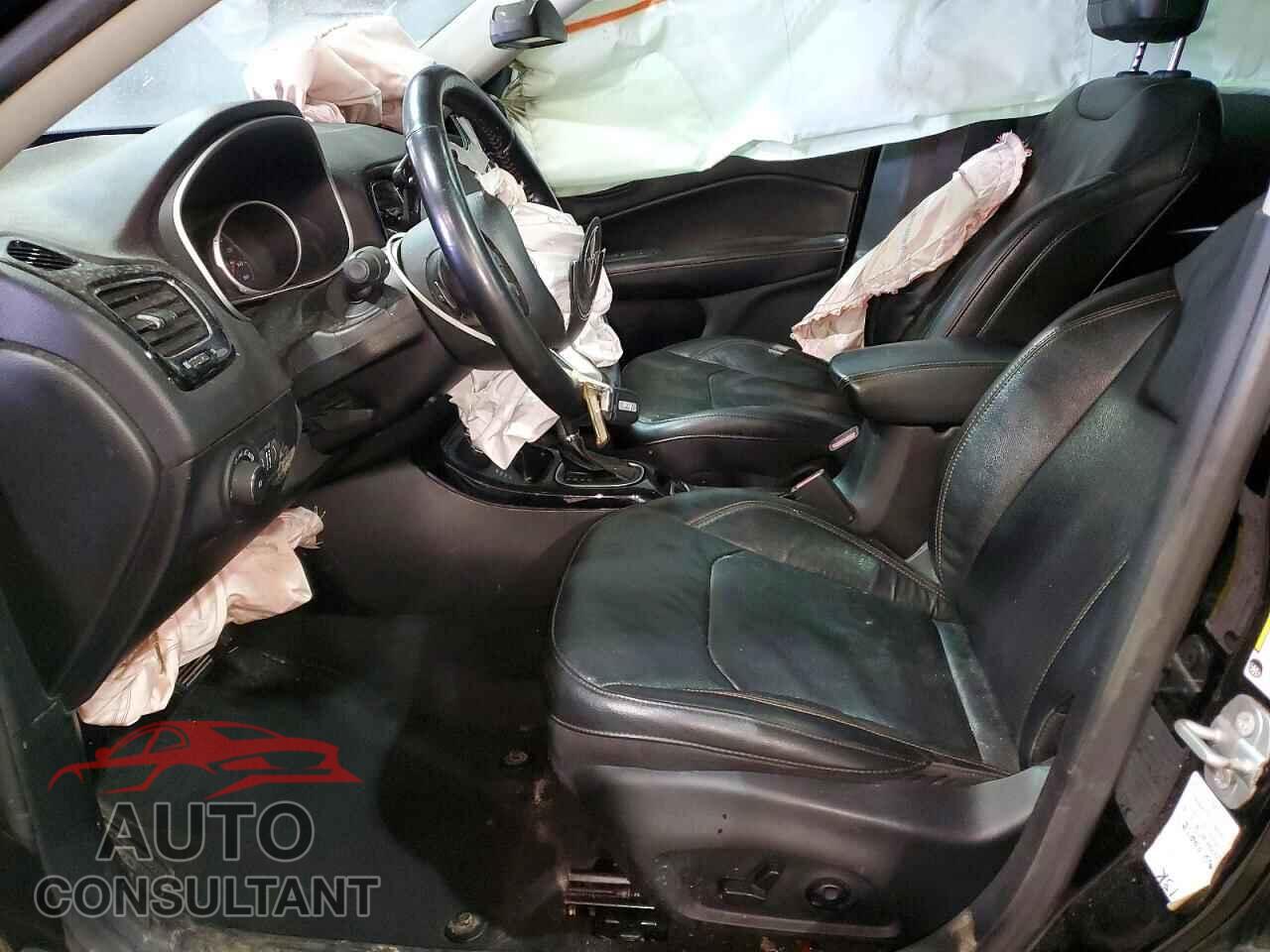 JEEP COMPASS 2021 - 3C4NJDCB2MT599435