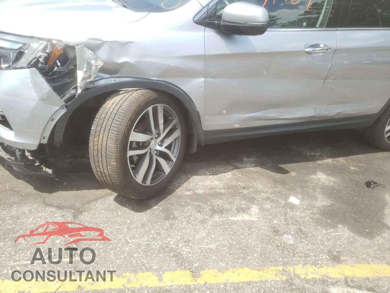 HONDA PILOT 2017 - 5FNYF6H02HB082903