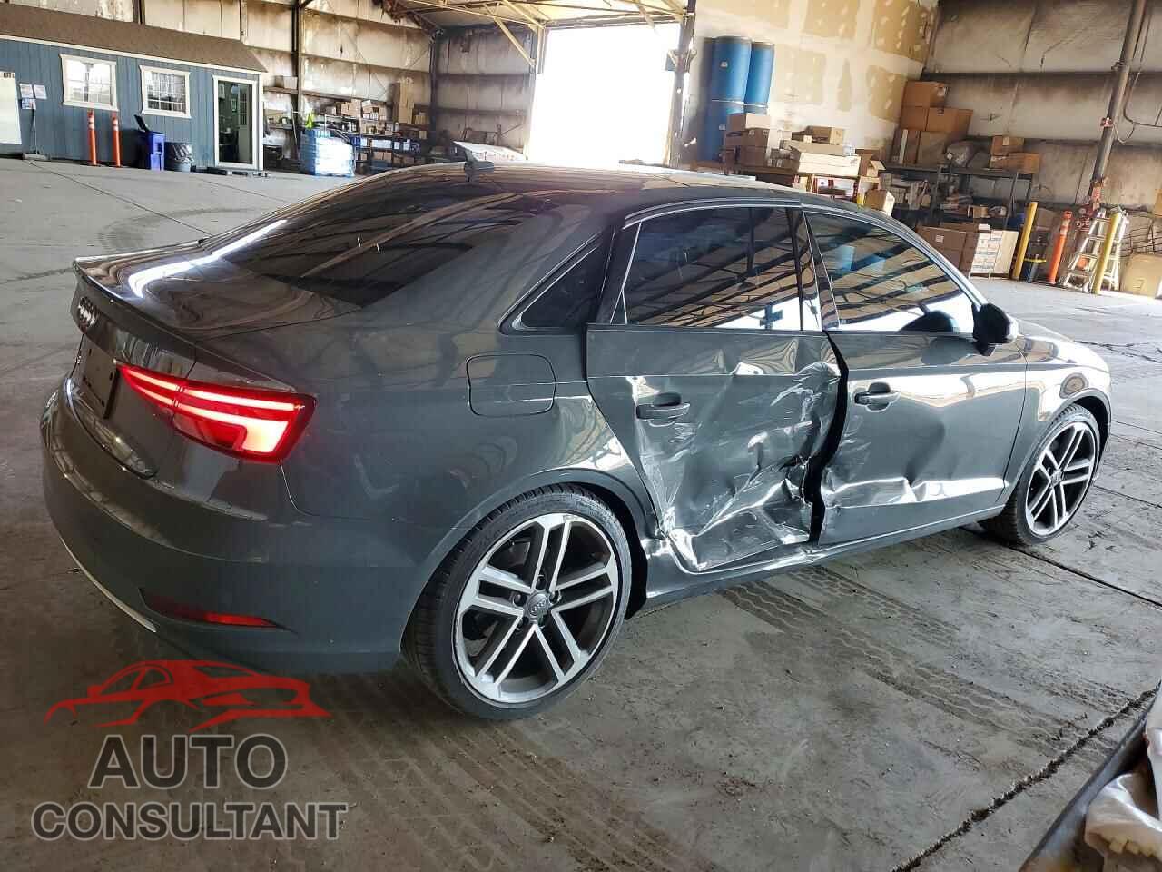 AUDI A3 2017 - WAUAUGFF5H1039280