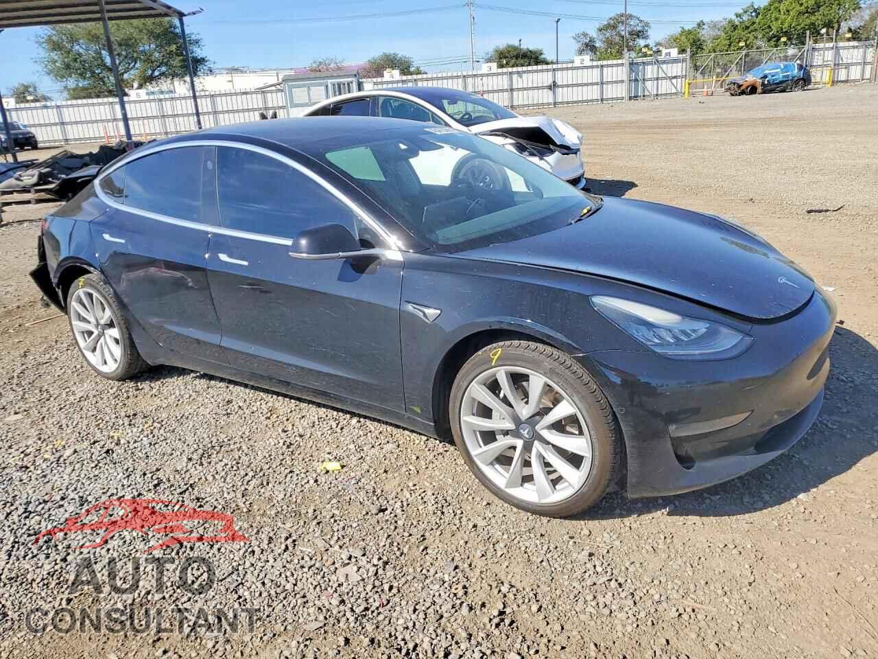 TESLA MODEL 3 2019 - 5YJ3E1EAXKF394519
