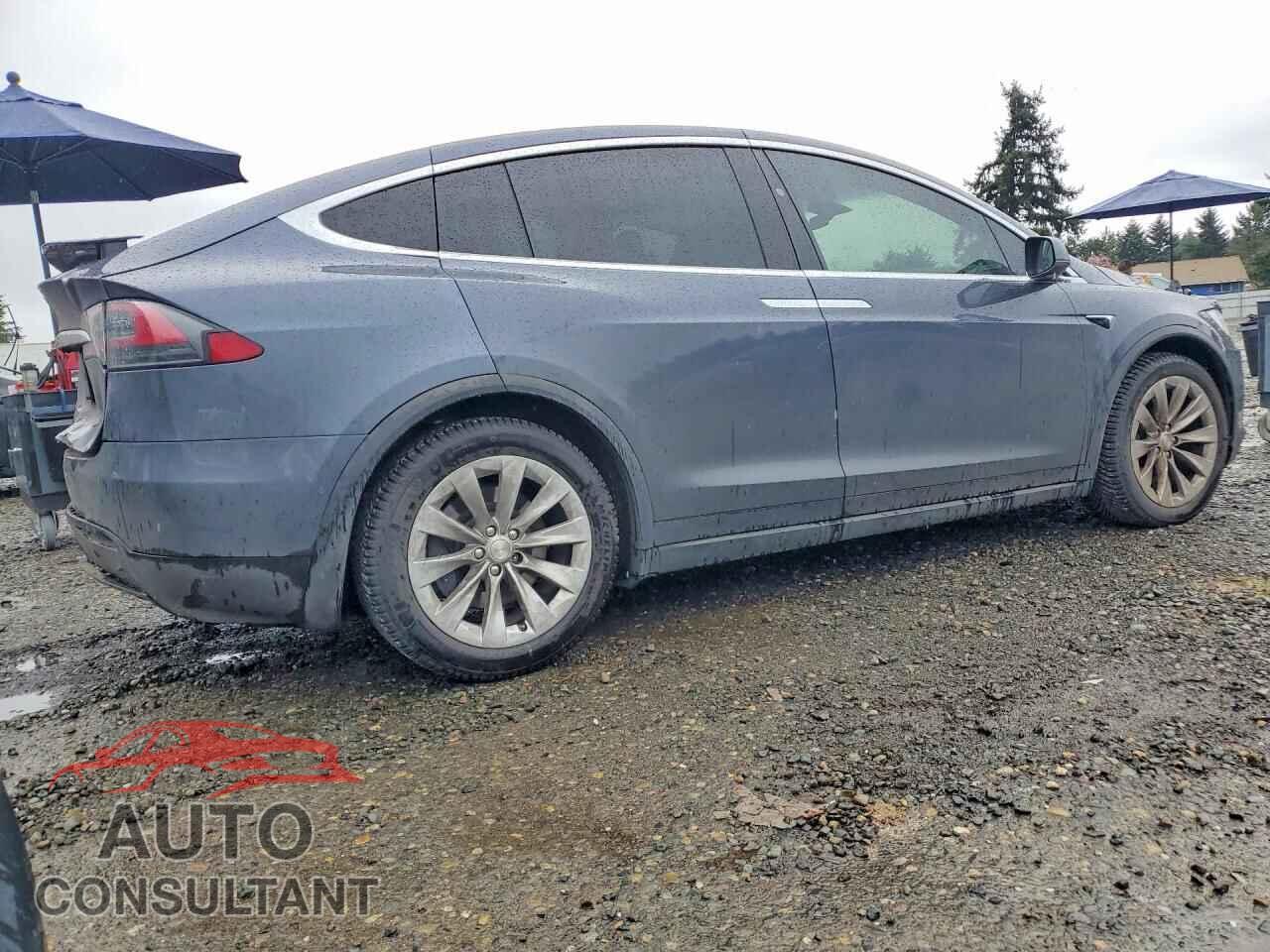 TESLA MODEL X 2019 - 5YJXCBE21KF211627