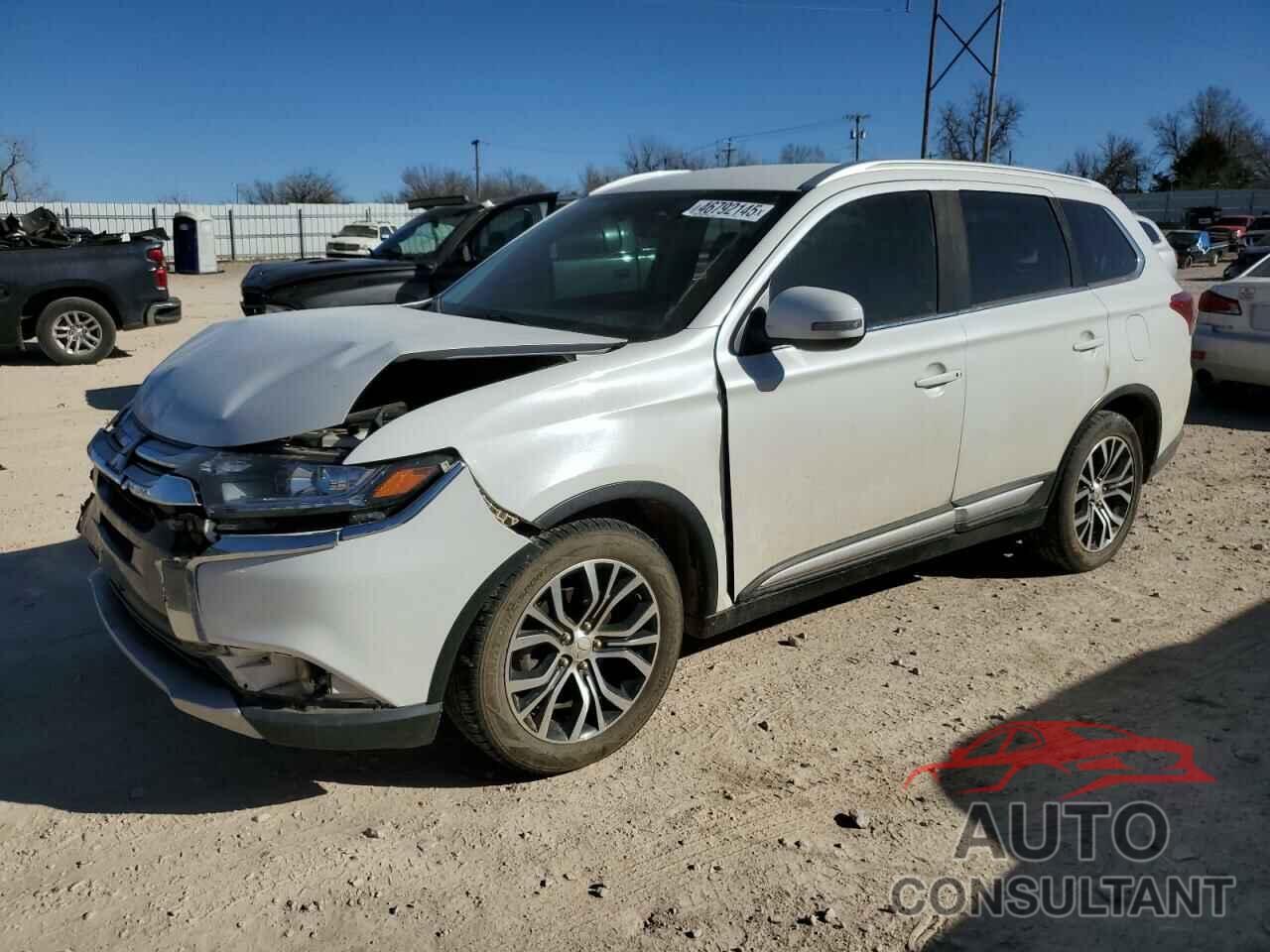MITSUBISHI OUTLANDER 2018 - JA4AD3A37JZ050713