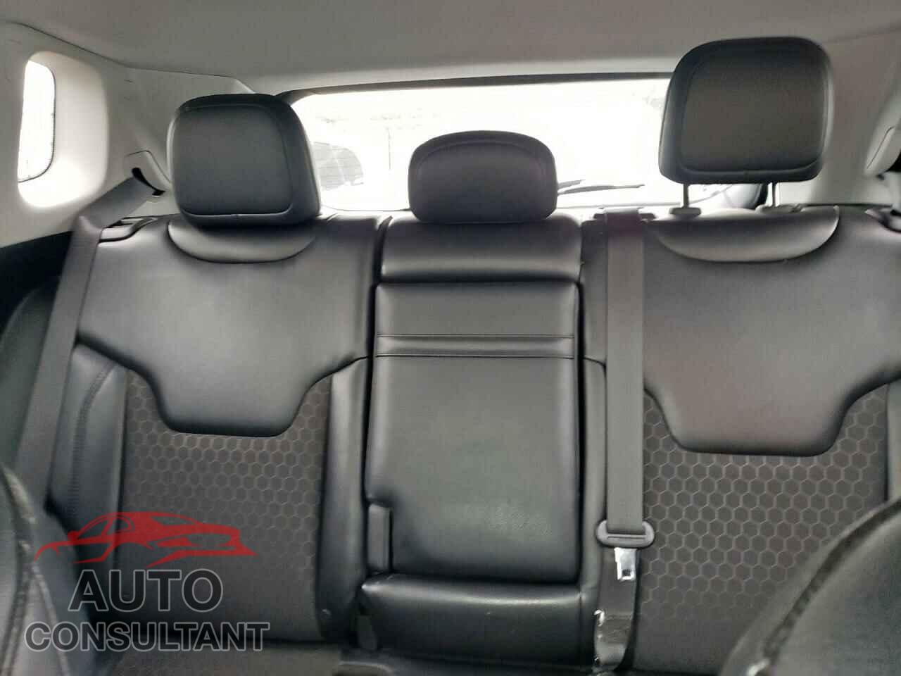 JEEP COMPASS 2019 - 3C4NJCBB4KT613022